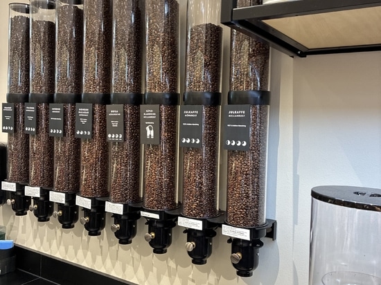 Distributeurs muraux de grains de café hermétiquement scellés pour la vente au détail spécialisée