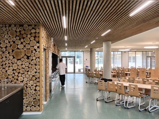 L’éclairage encastré LED et bois : design, technique et confort visuel