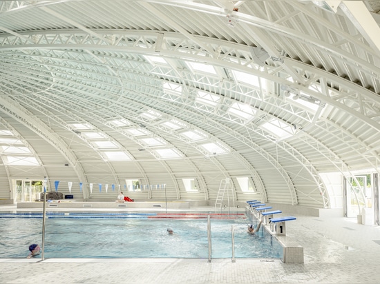 La rénovation de la piscine Tournesol Aldebert Bellier : un symbole emblématique de la France des années 1970