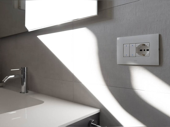 Innovation AVE pour une villa sur le lac d'Orta
