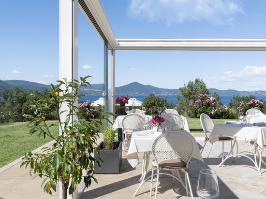 Une oasis de design sur le lac de Bracciano : l’intégration outdoor signée KE pour Vigna Caio Relais & Spa