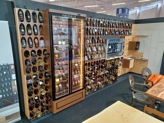 Wineline : un système de solutions pour l’exposition et la conservation du vin