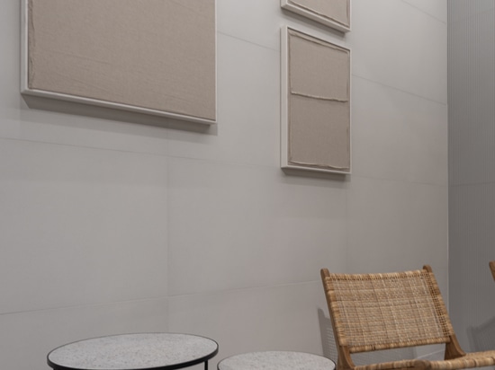 CERSAIE 2026 : CASALGRANDE PADANA DÉVELOPPE LA COLLECTION ELEMENTS - Surfaces tactiles et design sensoriel