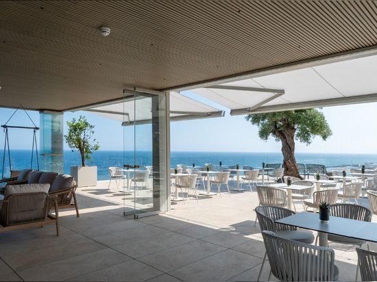 T-Hide dans l’hotel Europa Palace Sanremo : comofort outdoor de style contemporaine