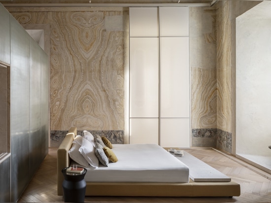 Gallotti&Radice fait son entrée dans l'univers de l'hôtellerie de luxe, inaugurant ainsi une nouvelle vision de l'art de vivre contemporain, y compris dans les espaces hôteliers.