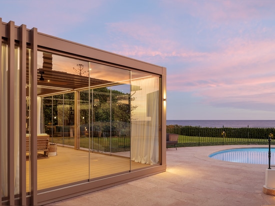 Carrera à Denia: l'espace de transition entre la maison et le Mediterranee