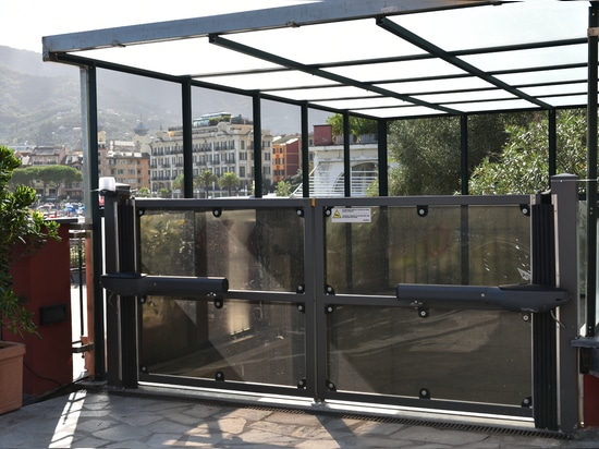 Monte-voitures IdealPark IP1-HMT V07 au niveau du parking souterrain