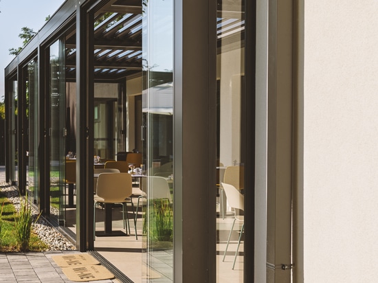 Synergie et sur-mesure: la vision KE pour une hospitalité sur mesure sur le lac Maggiore