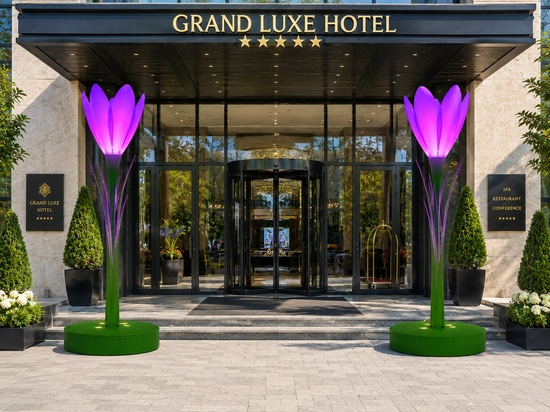 Décorations estivales : des installations saisonnières qui transforment les espaces publics