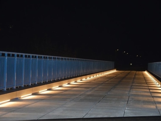 ACTiLED Lighting sublime les ponts et passerelles dans son nouveau book
