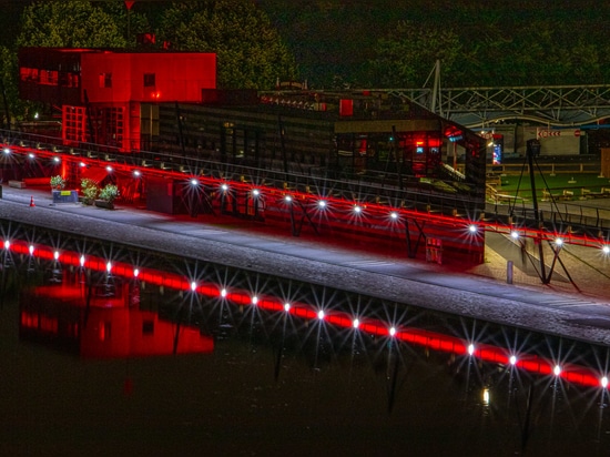 ACTiLED Lighting sublime les ponts et passerelles dans son nouveau book