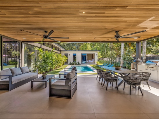 Prima Ecru habille une villa en Floride