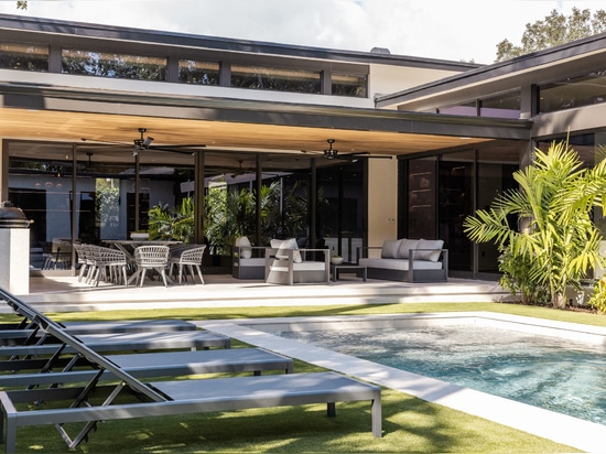 Prima Ecru habille une villa en Floride