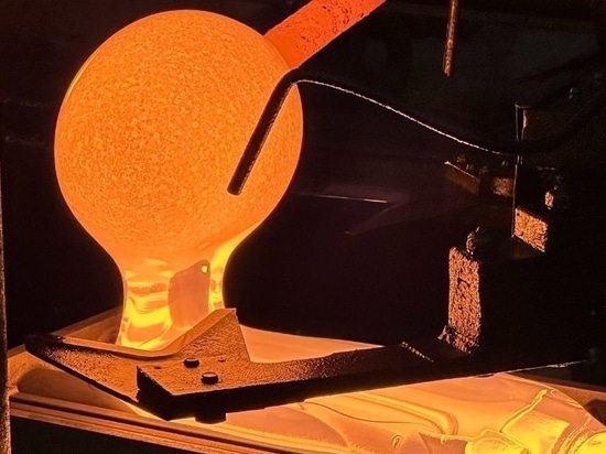 La fabrication d'une tuile en verre