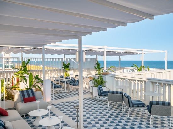 Elégance face à la mer : le rooftop "1923 Casa Bianca" signé KE
