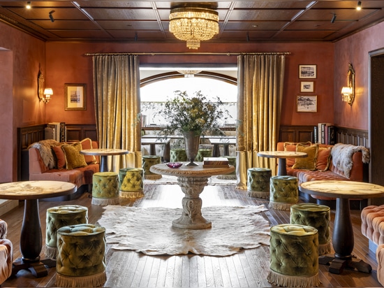 Hotel Ancora Cortina : un parquet en chêne sur mesure signé Berti pour l’hôtellerie alpine