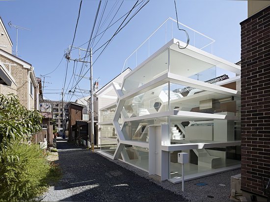 S-HOUSE PAR DES ARCHITECTES DE YUUSUUKE KARASAWA